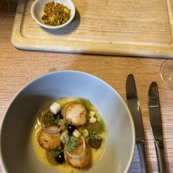 Rendezvous 10 - Wine Bars Near Me - Exeter, DEV
