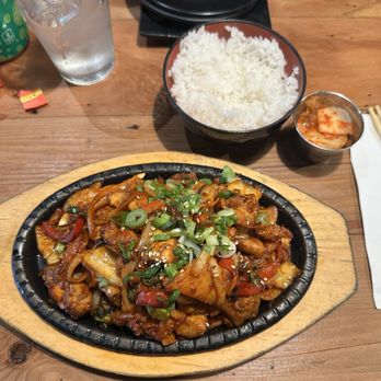 Den Den Cafe Asiana - Spicy Chicken BBQ - Korean Near Me - Providence, Rhode Island
