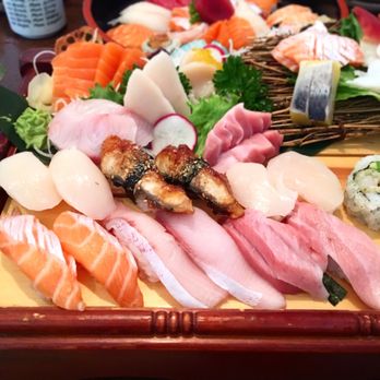 Gal's Sushi - Sushi Bars Near Me - Markham, Ontario Gal's Sushi - Sushi Bars Near Me - Markham, Ontario