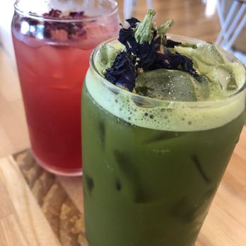 Three Birds Cafe - Butterfly pea matcha lemonade (green)  and hibiscus lemonade (pink) - Cafes Near Me - Winter Garden, Florida
