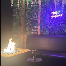 818 Hookah Lounge