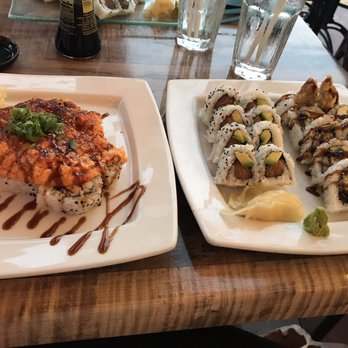 Moshi Moshi - Dragon roll (left), salmon avocado (middle) - Sushi Bars Near Me - Miami Beach, Florida