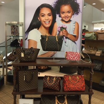 Dillard's - Department Stores Near Me - Stockton, California