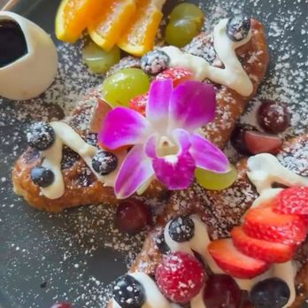 O2 Eatery - Sweet Tooth - Croffle - Breakfast & Brunch Near Me - Berkeley, California