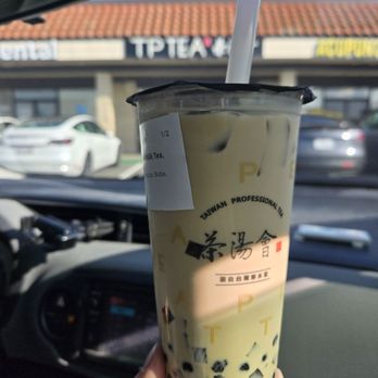 TP Tea - TieGuanYin milk tea w/boba & coffee jelly - Bubble Tea Near Me - Milpitas, California