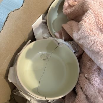 Alpha Moving Services - Majority of my items were broken or lost - Movers Near Me