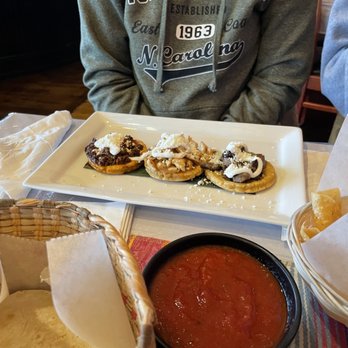 Francisco’s Cantina Restaurant - Mexican Near Me - North Canton, Ohio Francisco’s Cantina Restaurant - Mexican Near Me - North Canton, Ohio