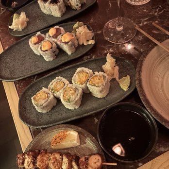 Double Knot - Sushi - Sushi Bars Near Me - New York, New York