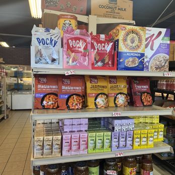 Asian Market - Tteokboki, cheese tteokboki, pocky - Grocery Near Me - Kingsport, Tennessee