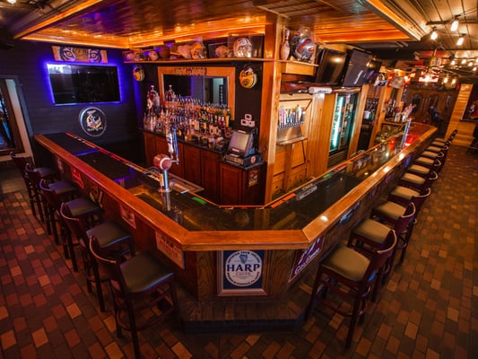 The Station Sports Bar and Grill by null