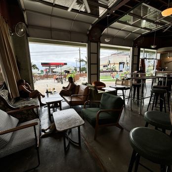 The Parlay - Cupcakes Near Me - Wailuku, Hawaii