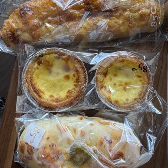85°C Bakery Cafe-Niles - Bakeries Near Me - Niles, Illinois