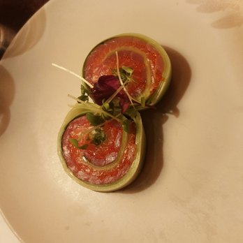 Ginger - GURKEN LACHS SUSHI - Japanese Near Me - Zürich, ZH