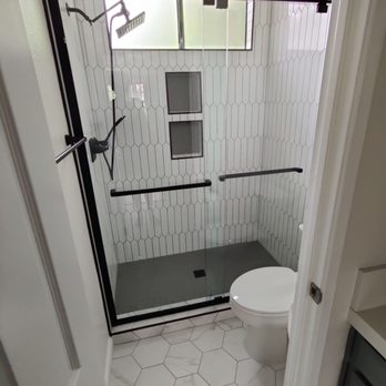 Red Fox Construction - Bathroom after - General Contractors Near Me