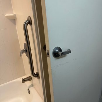 Hampton Inn Jacksonville Beach/Oceanfront - Door has been painted multiple times and damaged - Hotels Near Me - Jacksonville Beach, Florida Hampton Inn Jacksonville Beach/Oceanfront - Door has been painted multiple times and damaged - Hotels Near Me - Jacksonville Beach, Florida