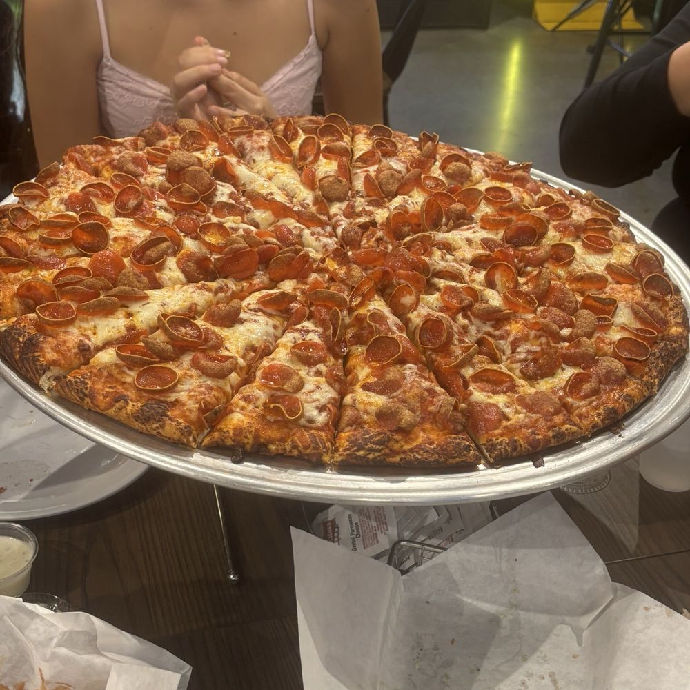 Mountain Mike's Pizza - Chicken Wings Near Me - Pasadena, California