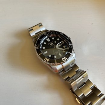 Seiko Watch Time Zone - Seiko crystal replacement. - Watches Near Me - Costa Mesa, California Seiko Watch Time Zone - Seiko crystal replacement. - Watches Near Me - Costa Mesa, California