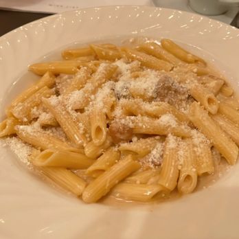 Strada In The Grove - Pappardelle con Crema di Porcini - Italian Near Me - Miami, Florida Strada In The Grove - Pappardelle con Crema di Porcini - Italian Near Me - Miami, Florida