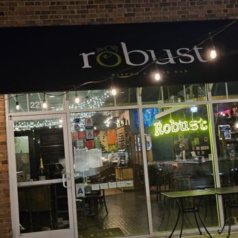 Robust Wine Bar - Welcome to Robust - Wine Bars Near Me - Webster Groves, Missouri