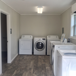 Luling RV Park - Washers and Dryers