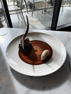 Le 7 Restaurant by null
