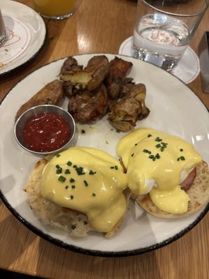 LUCIE drink + dine by null