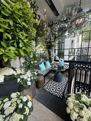 The Kensington Hotel by null