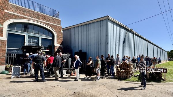 Station 8 BBQ by null