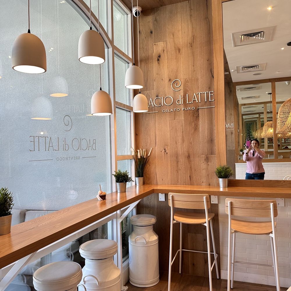 Bacio di Latte - indoor dining - Ice Cream & Frozen Yogurt Near Me - Los Angeles, California Bacio di Latte - indoor dining - Ice Cream & Frozen Yogurt Near Me - Los Angeles, California