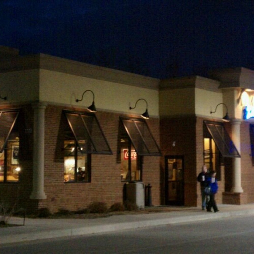 Zaxby's in Lexington at night. Zaxby's in Lexington at night.