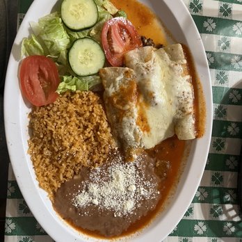 Marys Restaurant - Enchiladas Rojas con Carne Asada - Mexican Near Me - Santa Ana, California Marys Restaurant - Enchiladas Rojas con Carne Asada - Mexican Near Me - Santa Ana, California