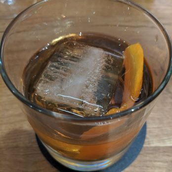 One OneFour Bar - Old fashioned - Cocktail Bars Near Me - New York, New York One OneFour Bar - Old fashioned - Cocktail Bars Near Me - New York, New York