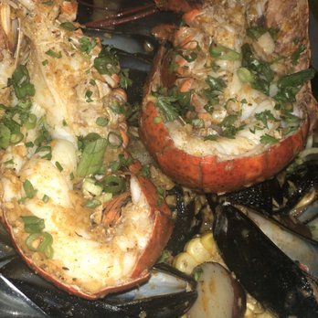 Bootleg Special - Lobster and Clams - Seafood Near Me - Boston, Massachusetts