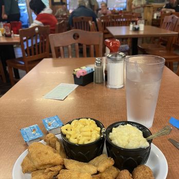 Melissa's Country Cafe - Catfish, mac n cheese, creamed corn, hush puppies - Breakfast & Brunch Near Me - Bowling Green, Kentucky