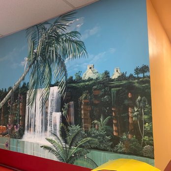 Amado's Mexican Food - Mural on wall indoor seating - Mexican Near Me - Tempe, Arizona