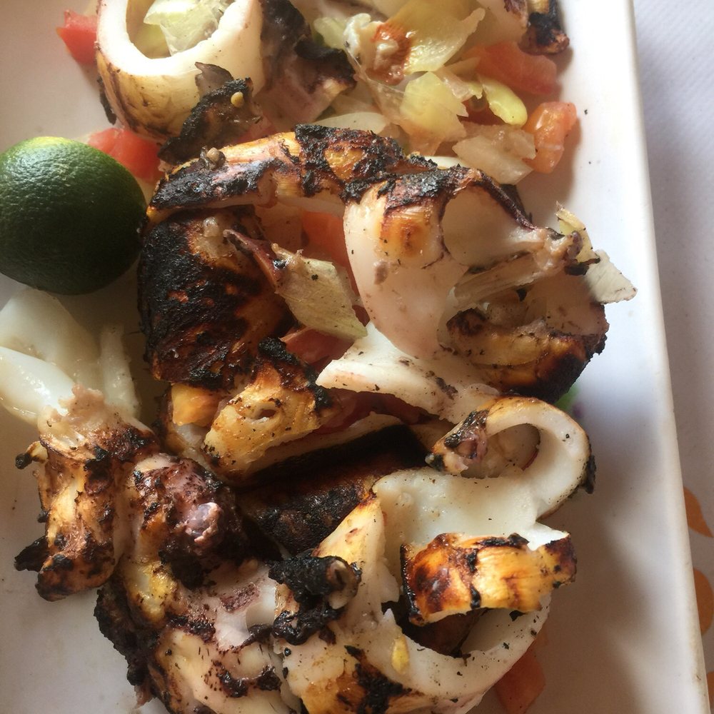 Nacpan Beach - Grilled squids and rice for 200 Pesos - Beaches Near Me - El Nido, PLW