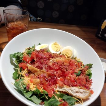 HyVee Market Grill - a plate of food - New American Near Me - Lee's Summit, Missouri