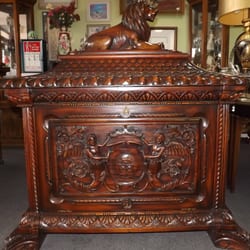 Slade's Trades Antique Shop & Auction House