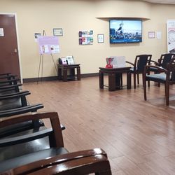 Nasseri Clinic of Arthritic & Rheumatic Diseases - Waiting area