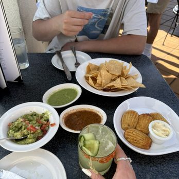 Las Brisas - chips and guac, and cornbread - Mexican Near Me - Laguna Beach, California Las Brisas - chips and guac, and cornbread - Mexican Near Me - Laguna Beach, California