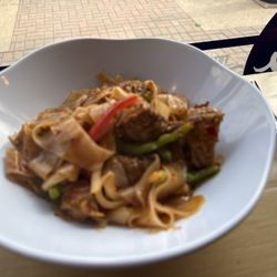 Tara Bemidji - Thai food & craft beer - DRunken noodles with Mock Chicken