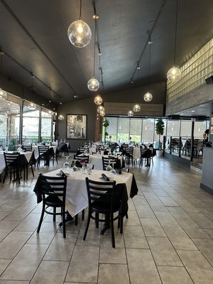 Carmine's Italian Restaurant by null