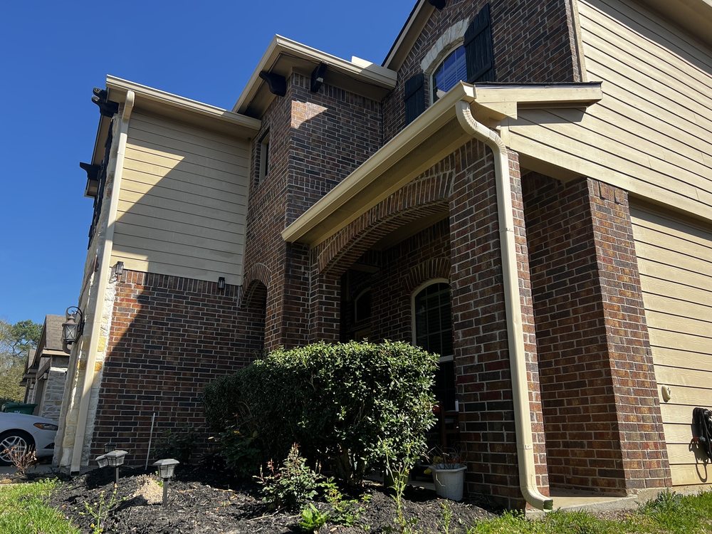 Slide of Eminent Exteriors