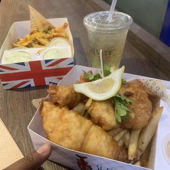 Gordon Ramsay Fish & Chips - Fish & Shrimp Combo and Dirty Chips #1 - Fish & Chips Near Me - Orlando, Florida Gordon Ramsay Fish & Chips - Fish & Shrimp Combo and Dirty Chips #1 - Fish & Chips Near Me - Orlando, Florida