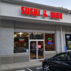 Sushi & Wok