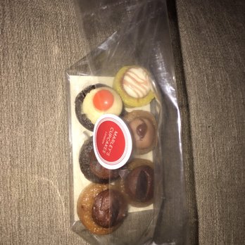 Marley's Cupcakes - 6 for £5 - Cupcakes Near Me - London, XGL Marley's Cupcakes - 6 for £5 - Cupcakes Near Me - London, XGL