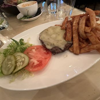 West on Warren Gallery + Grill - American Near Me - Middlebury, Indiana