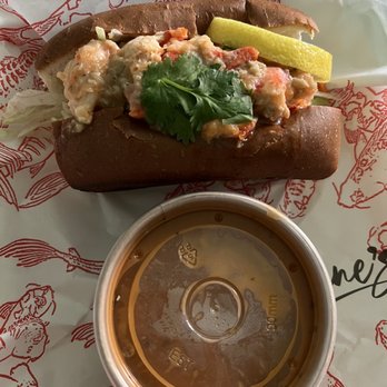 Jolene's - Ewa Beach - Buttah Lobster Roll and tomato bisque - Burgers Near Me - Ewa Beach, Hawaii