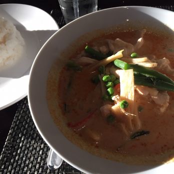 Thailicious - Red Curry with chicken. Shadow in the photo because it was very sunny where I sat! - Thai Near Me - Longwood, Florida