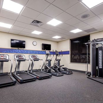 Hampton Inn Paramus - Health club fitness center gym - Hotels Near Me - Paramus, New Jersey Hampton Inn Paramus - Health club fitness center gym - Hotels Near Me - Paramus, New Jersey